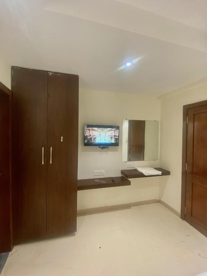 Hotel Vrindavan Palace 印多尔 外观 照片