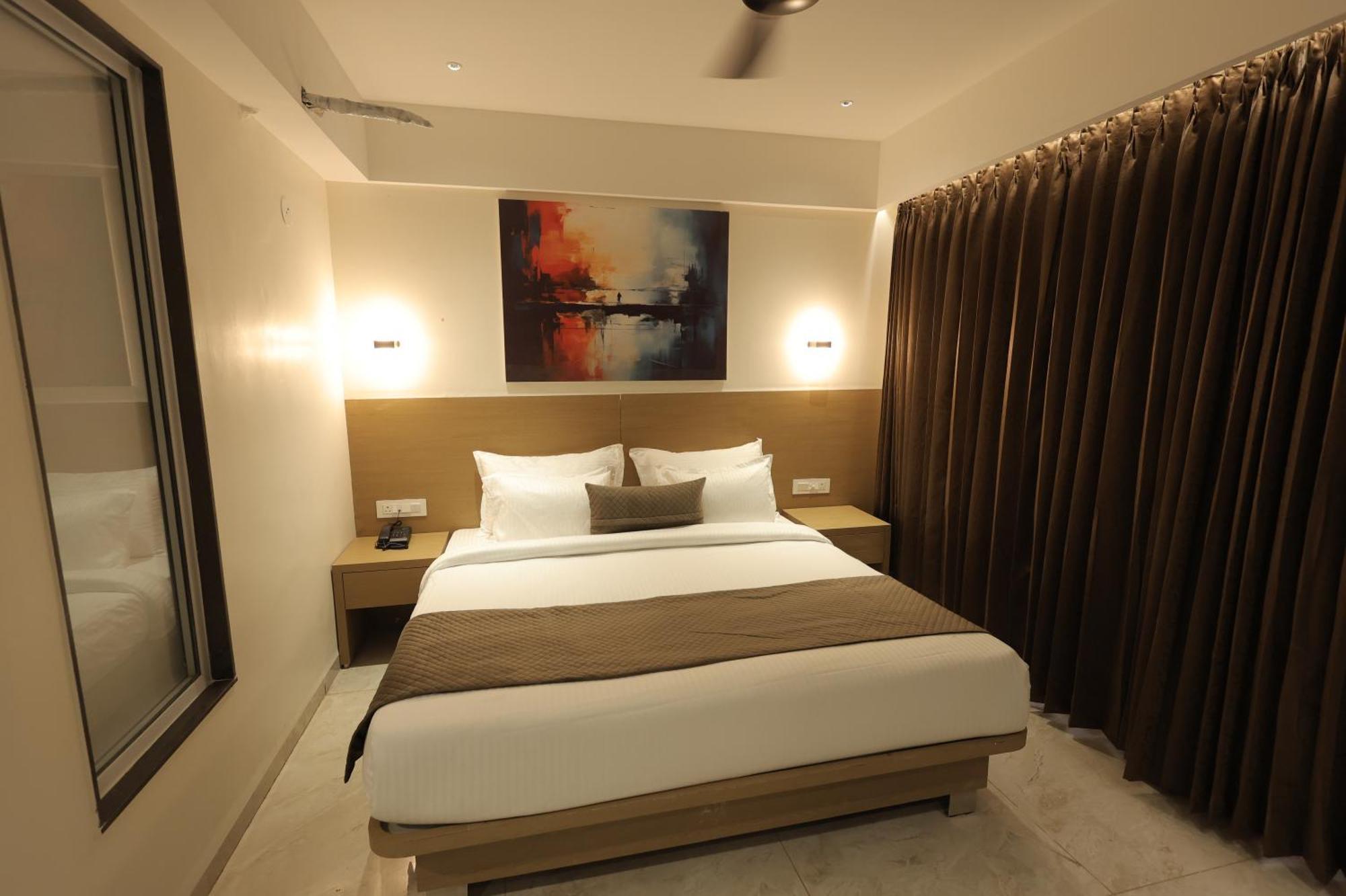 Hotel Vrindavan Palace 印多尔 外观 照片